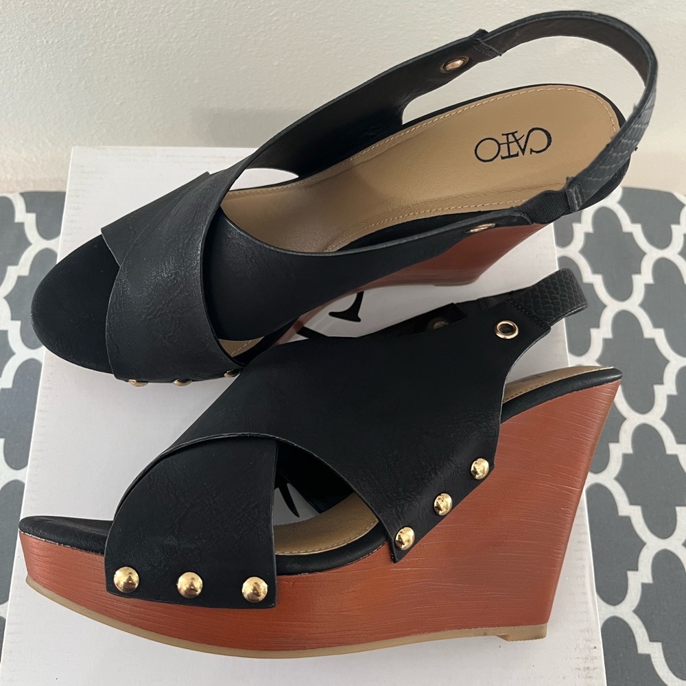NWT CATO Black Wedge Heels